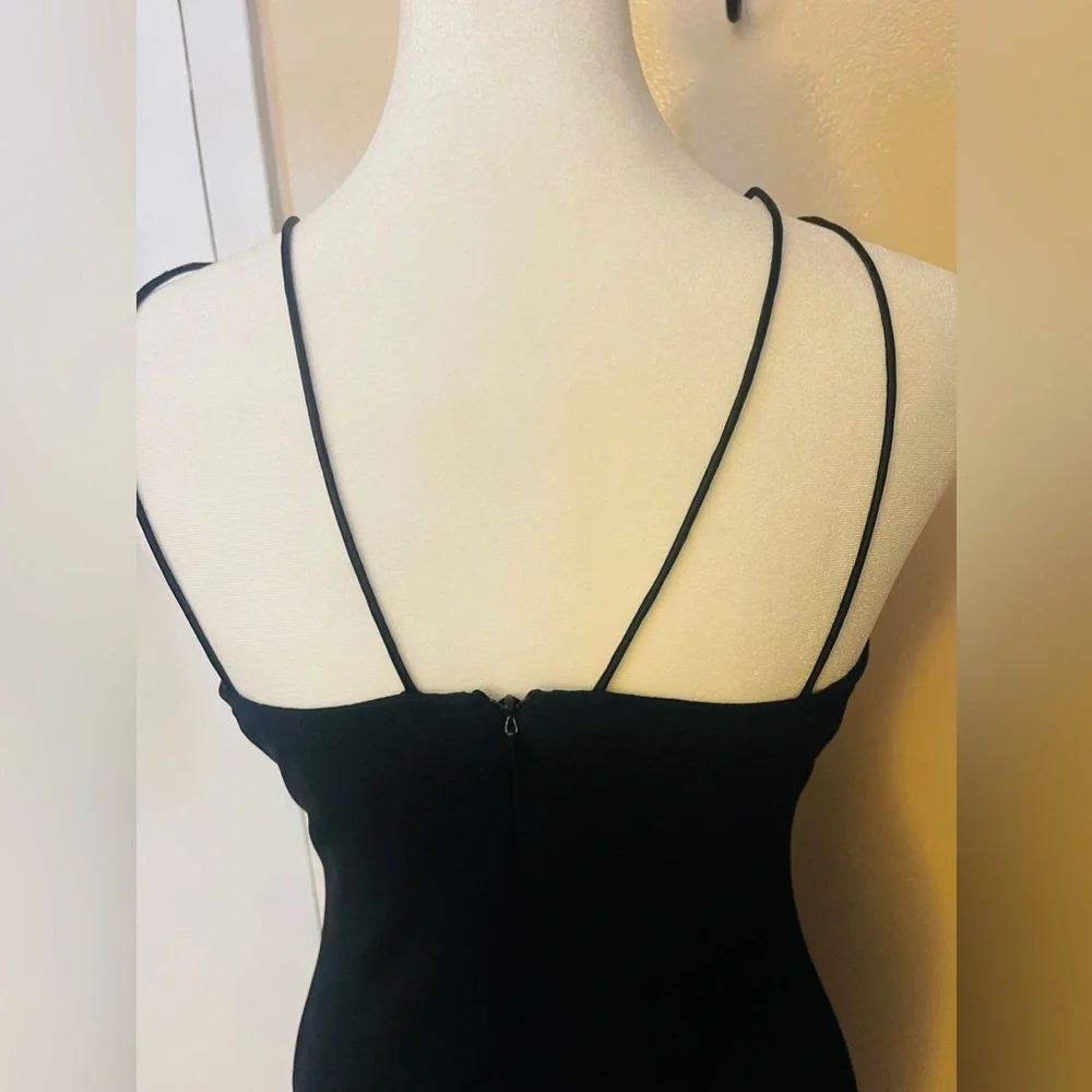 Cache Dress - Picture 3 of 7